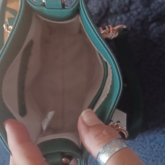 Purse - Picture 2 of 5